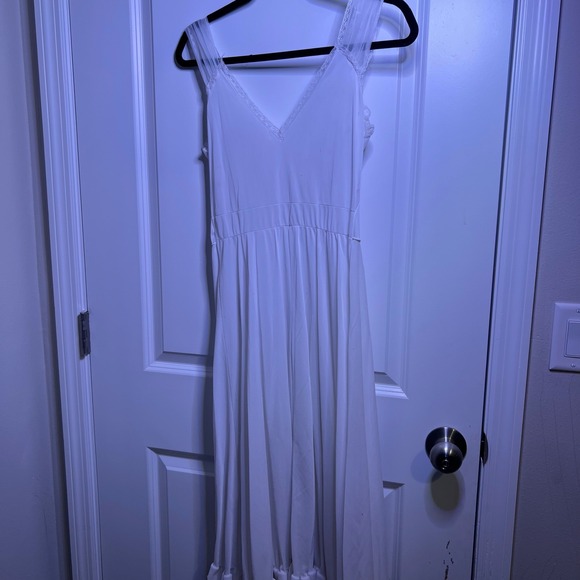 Vintage White Sheer Embroidered Nightgown Slip Dress Ruffles Lace Trim - Picture 3 of 3